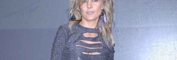 Fey comparte el rostro de su hija y deslumbra con su belleza