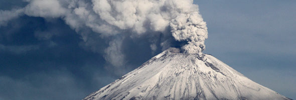 Serie de explosiones del Volcán Popocatépetl son captadas en cámara